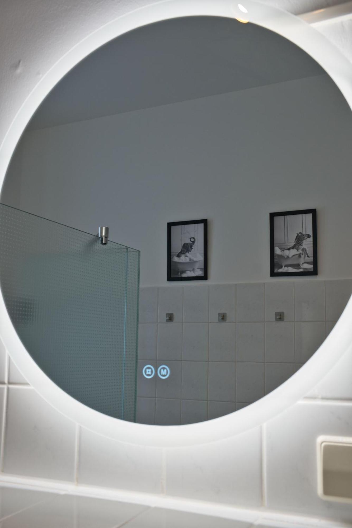 Sir Tobis Apartments - Sonnenhof - Zentrumsnah - Modern ゲルリッツ エクステリア 写真